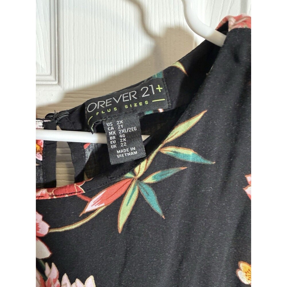 Forever 21 Plus Black Floral Shift Dress Short Sleeve Womens Size 2X NWOT - Picture 4 of 8
